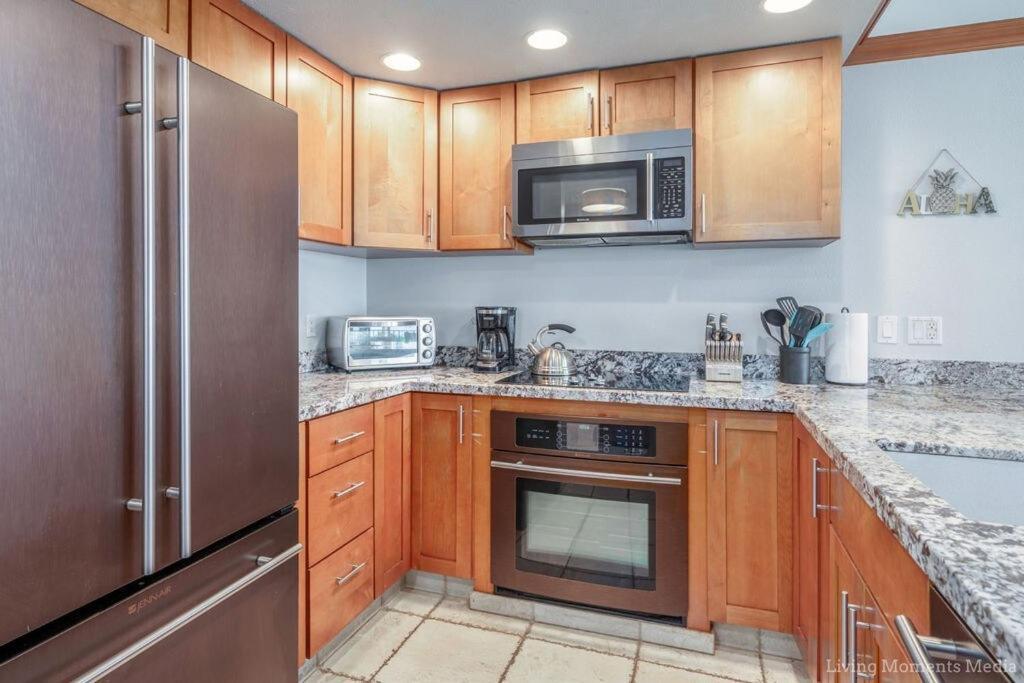 Spacious Beachfront — Sleeps 6 — Ocean Views Kihei Exteriér fotografie