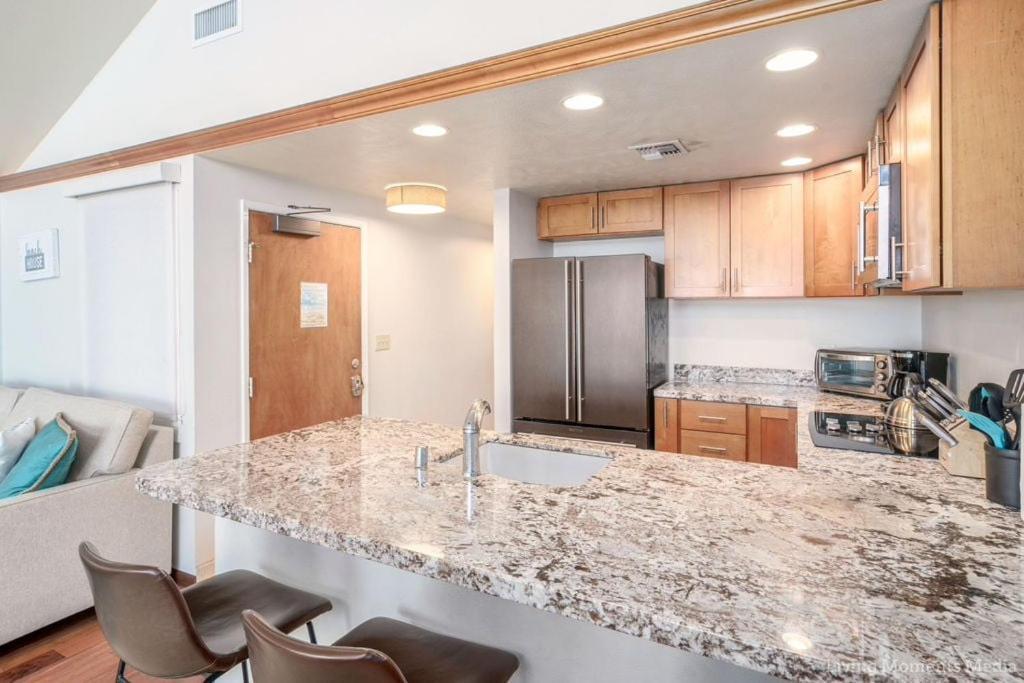 Spacious Beachfront — Sleeps 6 — Ocean Views Kihei Exteriér fotografie