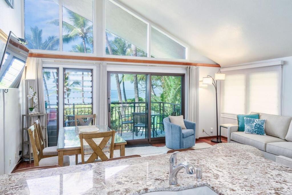 Spacious Beachfront — Sleeps 6 — Ocean Views Kihei Exteriér fotografie